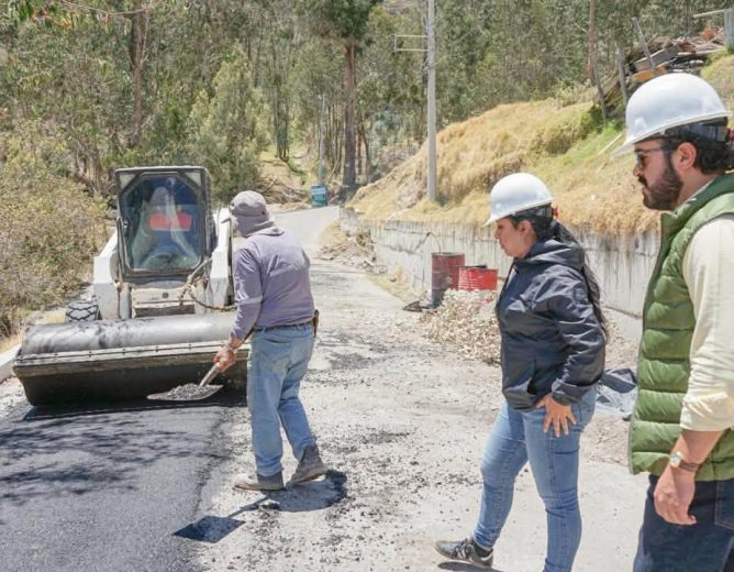 🚧 ¡Continuamos trabajando por Nabón! 💪